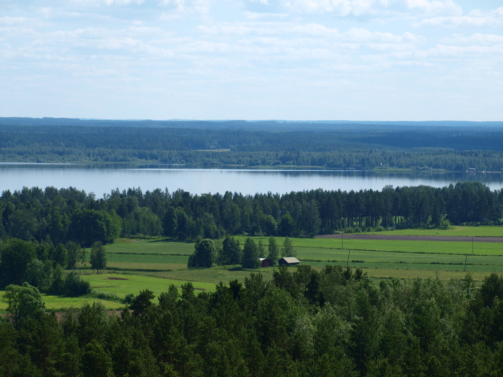 Lappajärvi kuvattuna ilmasta.